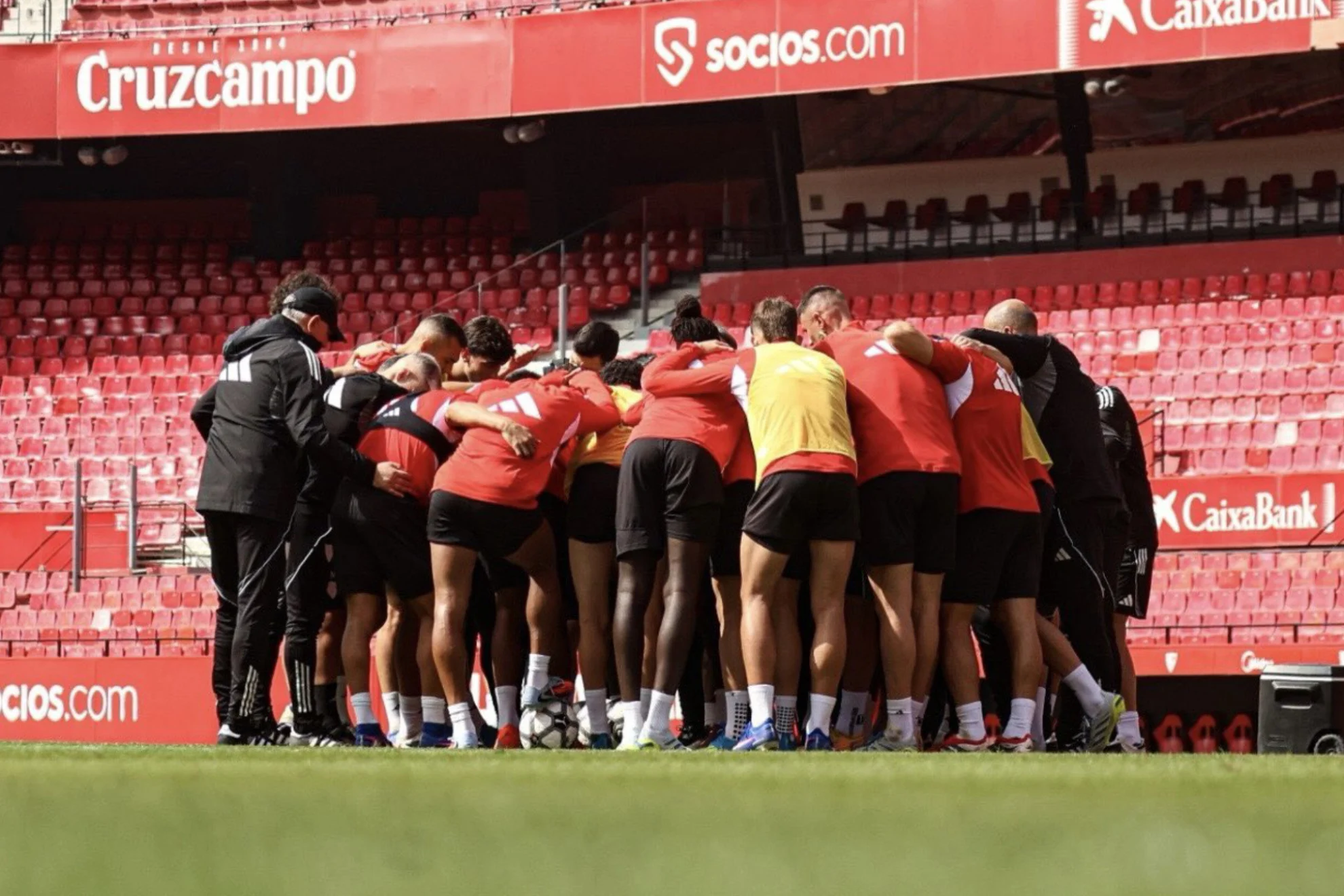 convocatoria Sevilla Atlético — Convocatoria Sevilla Atlético: Regresos y Bajas Confirmadas para el Duelo Clave