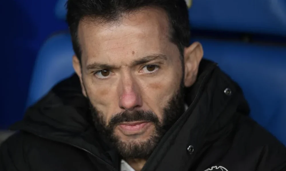 Valencia CF en riesgo — Valencia CF en riesgo de descenso tras registrar un rendimiento inferior en LaLi