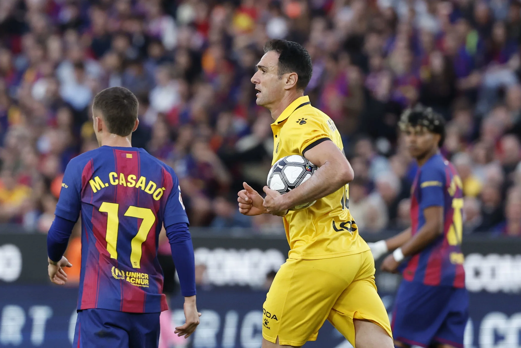 Derrota Espanyol Camp Nou — Espanyol Sufre Dura Goleada en el Camp Nou y Extiende Racha Negativa