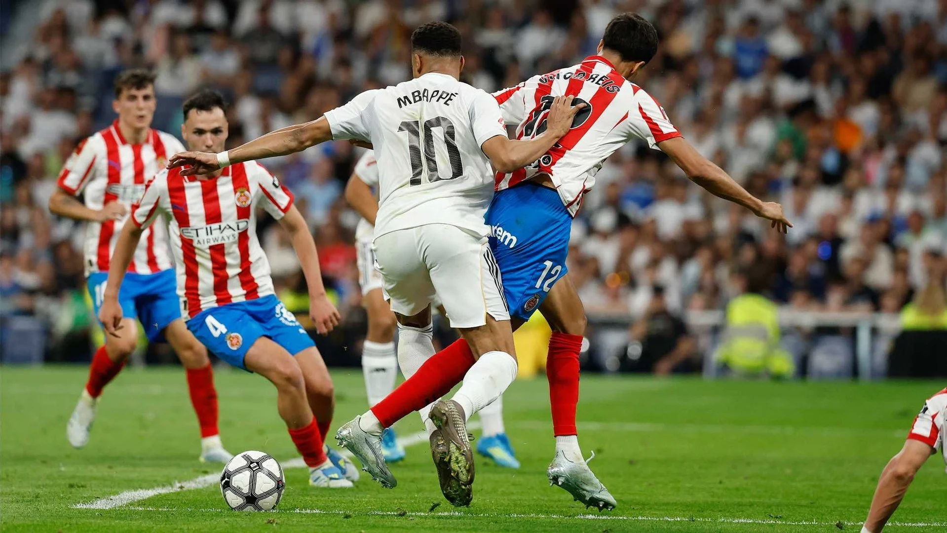 corrección Alberola Rojas — Corrección Alberola Rojas: CTA Admite Error en Penalti de Mbappé