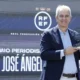 Manolo Lama premio RFEF — Manolo Lama Recibe I Premio RFEF de Periodismo Deportivo en Sevilla