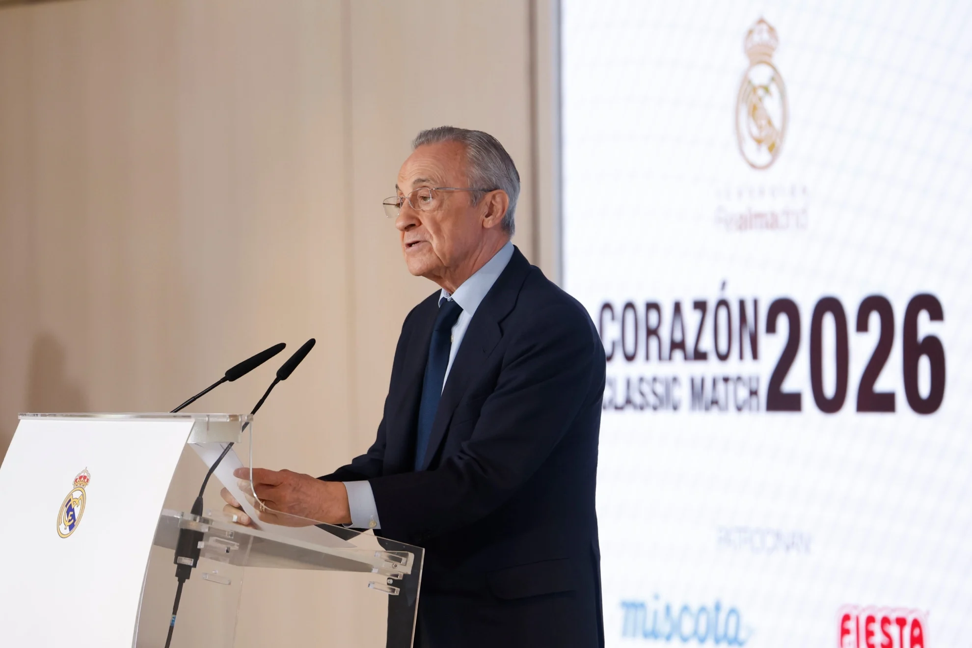 nuevo entrenador Real Madrid — La búsqueda de un nuevo entrenador Real Madrid para la próxima temporada