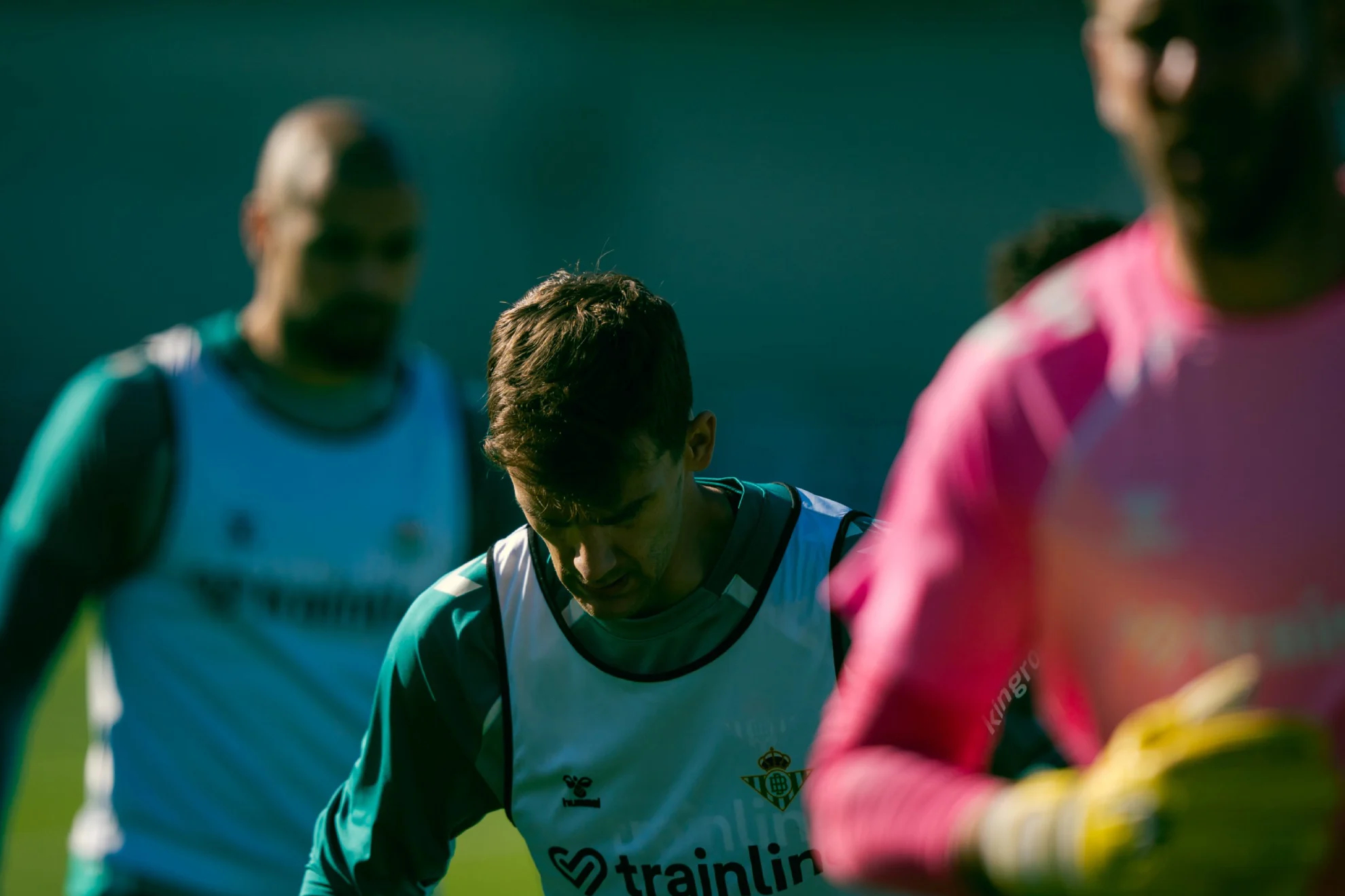 lesión Diego Llorente — La lesión Diego Llorente margina al central del Betis para el partido contra el