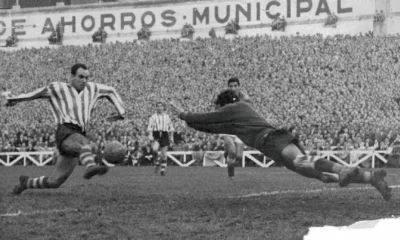 cuadro Las — El Cuadro "Las Botas de Zarra": Un Legado del Fútbol Español Sale a la Venta