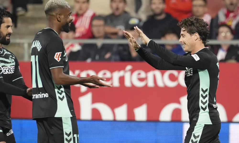 Victoria clave Betis — Real Betis Reacciona con Victoria Clave Ante Girona y el Regreso de Isco