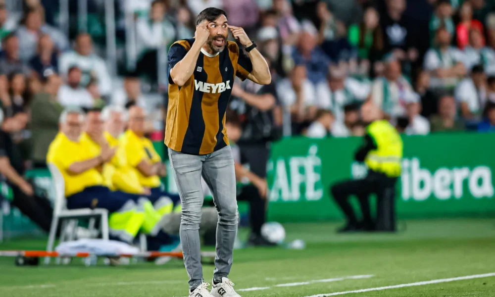 Affengruber Copa Mundo — Sarabia Impulsa Candidatura de Affengruber a Copa Mundo Tras Gesta del Elche