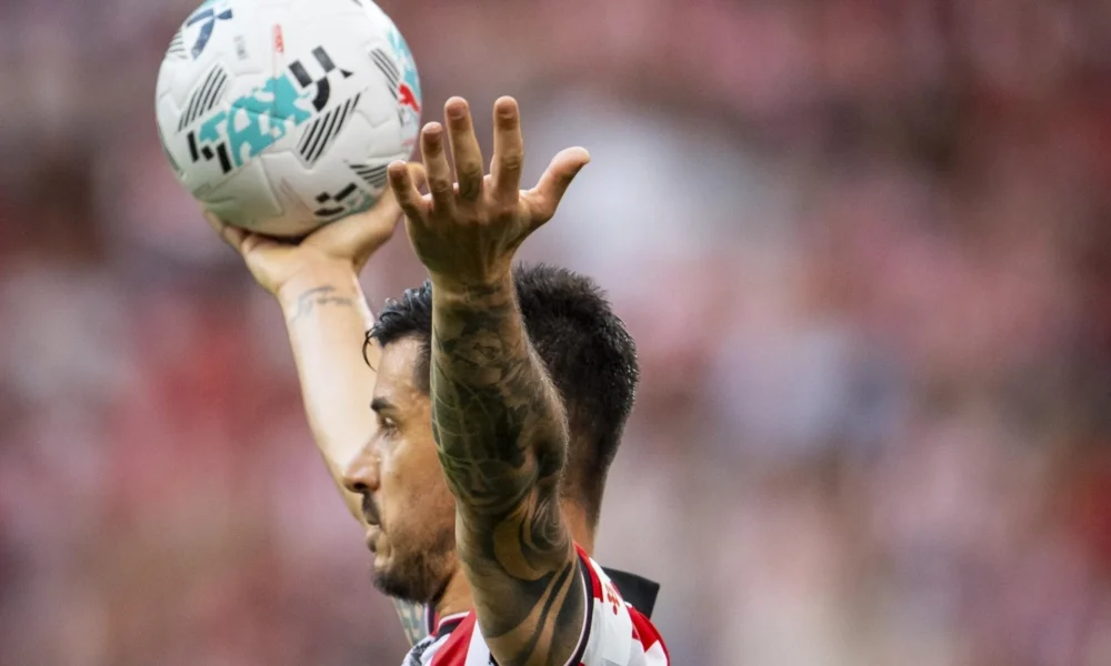 Yuri Athletic entrena — Yuri Athletic entrena con normalidad tras crisis respiratoria