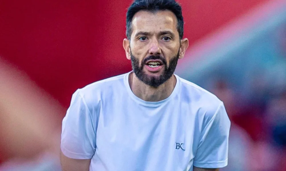 situación Valencia CF — Corberán analiza la situación Valencia CF y la lucha por la permanencia