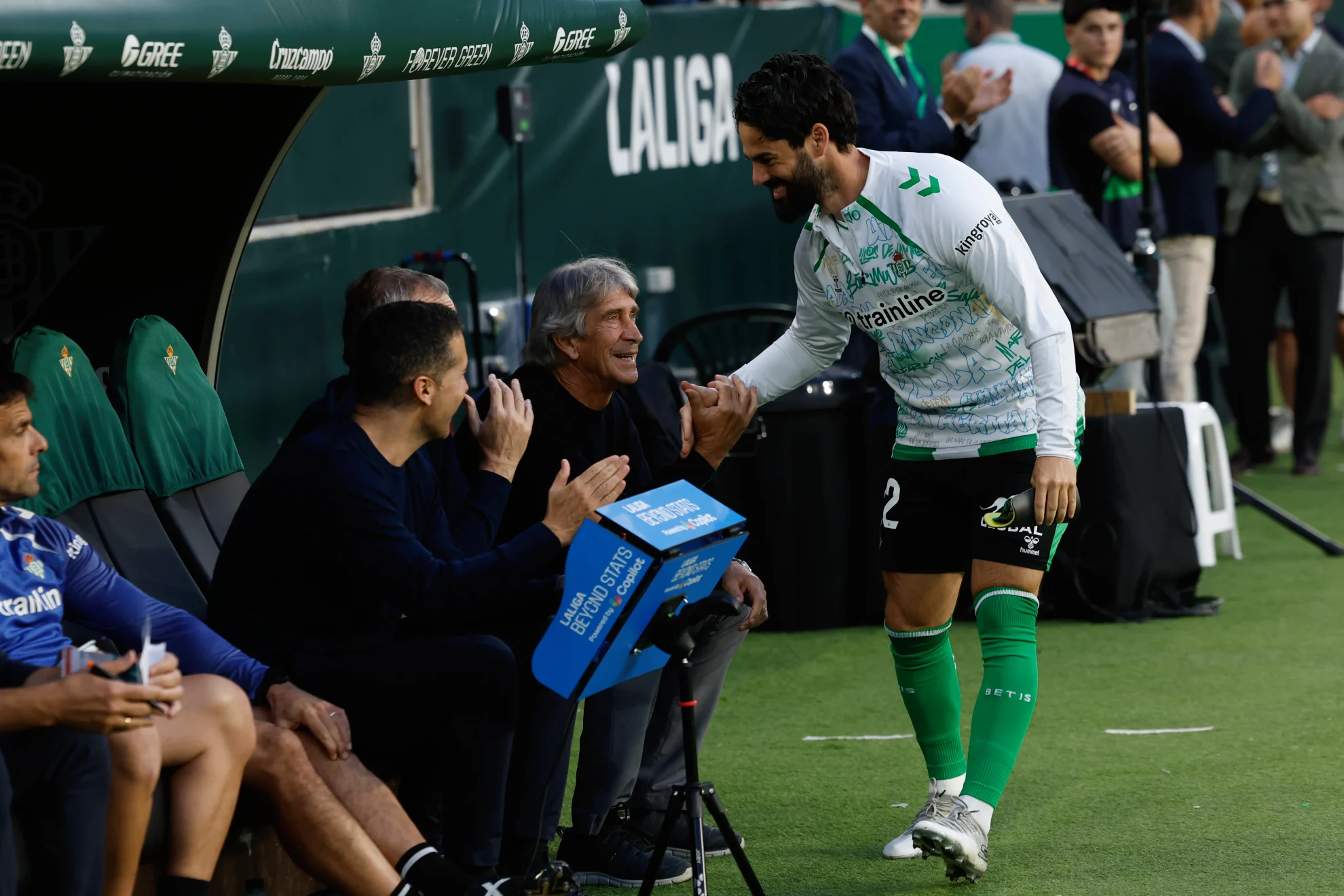 futuro Betis Pellegrini — Isco destaca la importancia "inédita" del futuro Betis Pellegrini