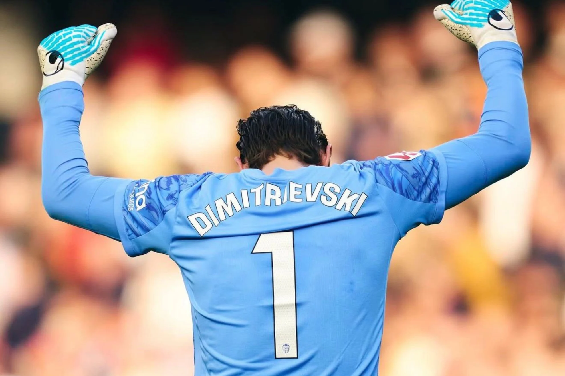 Contrato Dimitrievski Valencia — Valencia CF asegura futuro con renovación clave de Dimitrievski