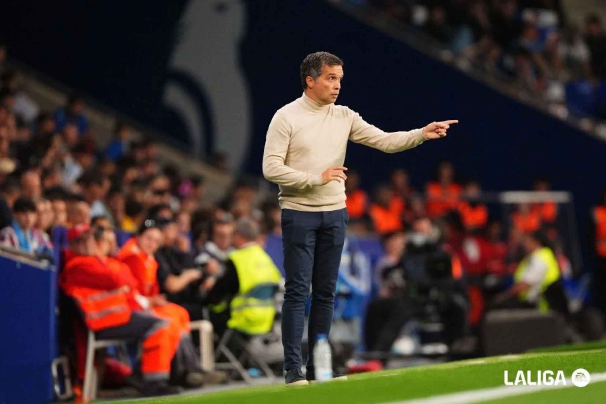 Levante peleará hasta el final — Levante peleará hasta el final, afirma Luís Castro tras empate con Espanyol