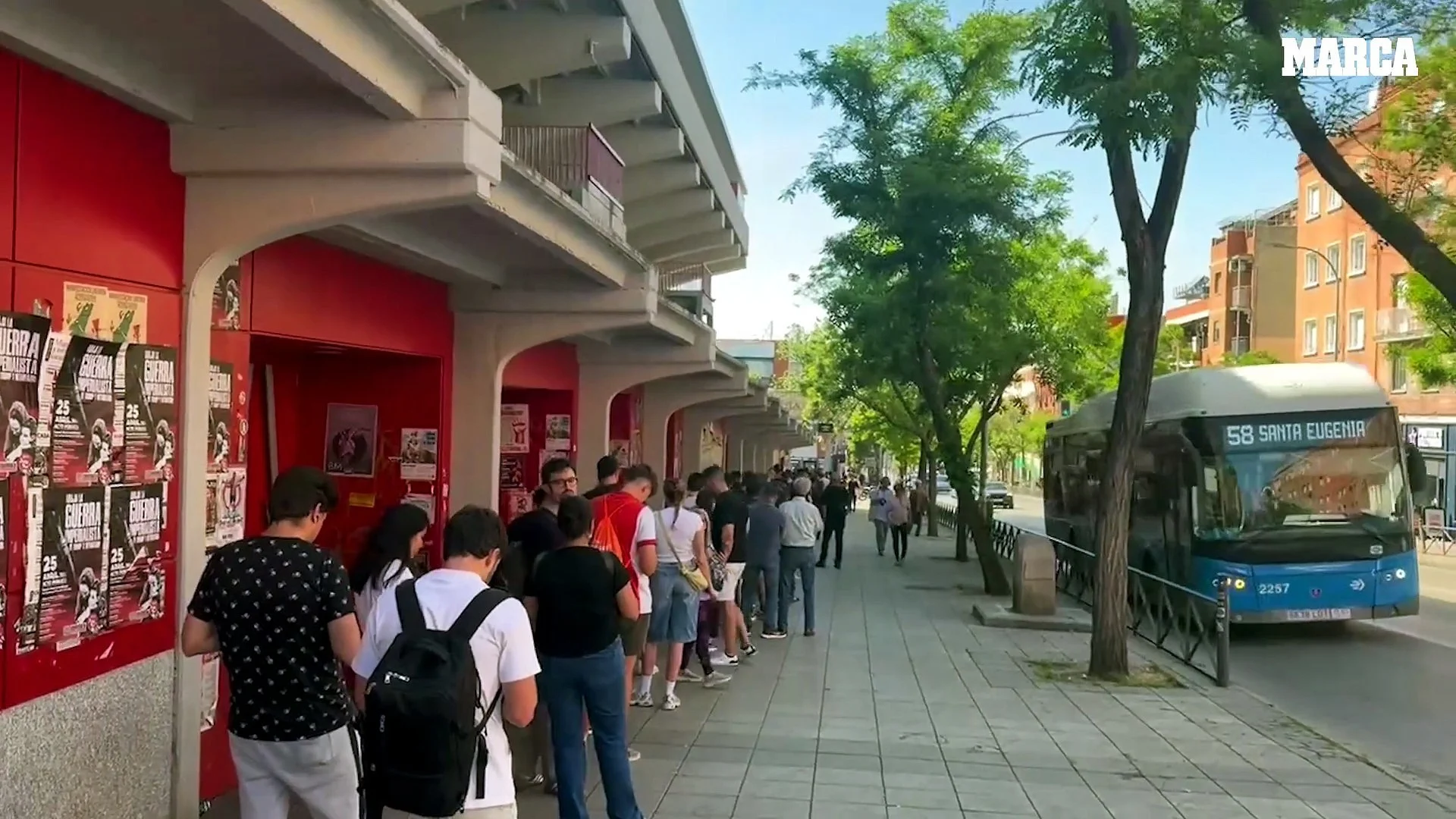 Afición Rayo Vallecano — Afición Rayo Vallecano: Largas Filas por Históricas Semifinales Europeas