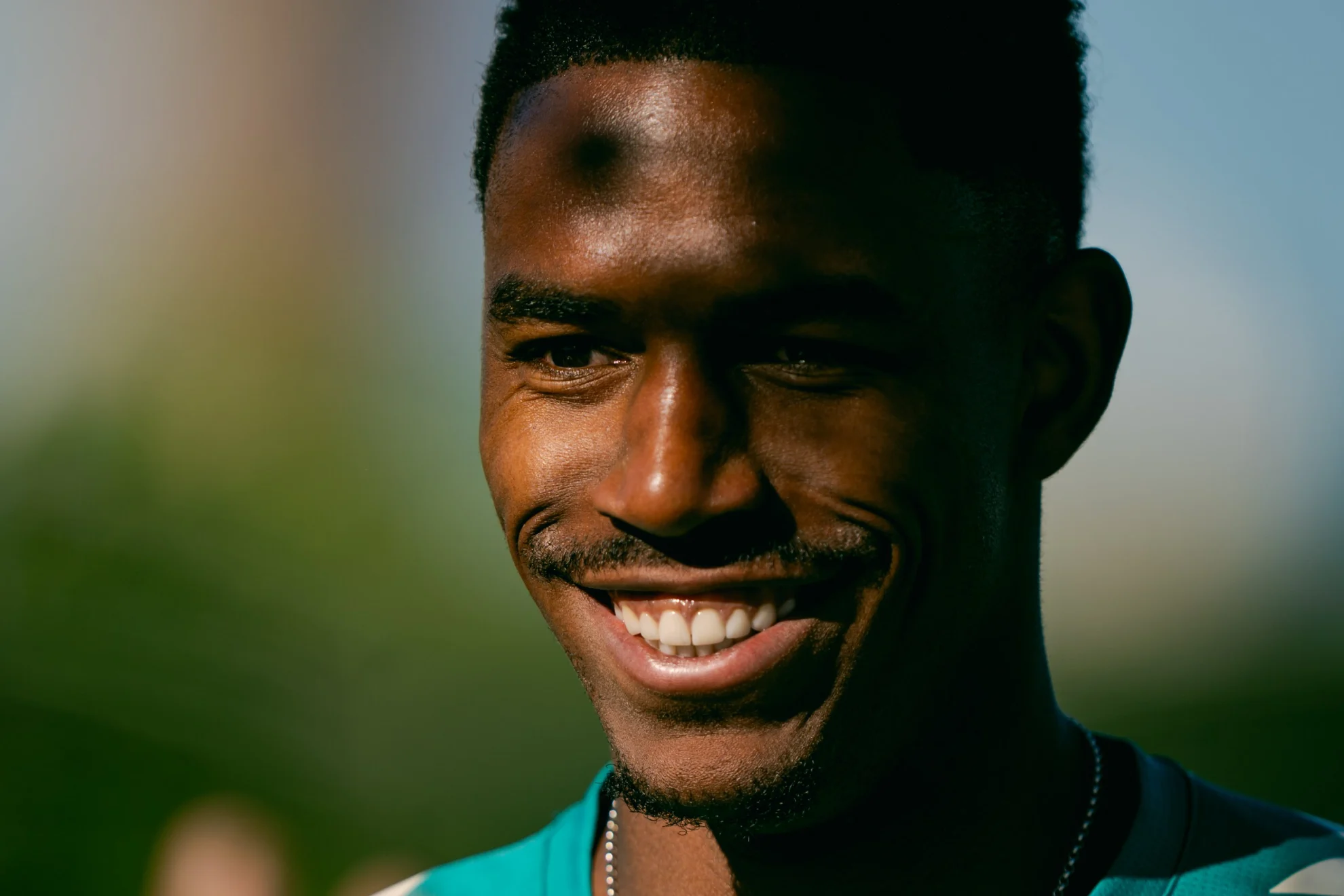 regreso Junior Firpo — Junior Firpo Regresa Parcialmente a Entrenamientos del Real Betis
