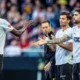 Sadiq Duro Valencia — Sadiq Duro Valencia: La Dupla Incompatible que Preocupa al Equipo