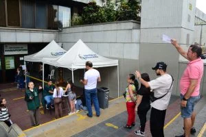 expedición pasaportes Risaralda — Colapso en la Expedición de Pasaportes en Risaralda Afecta a Cientos de Ciudadan