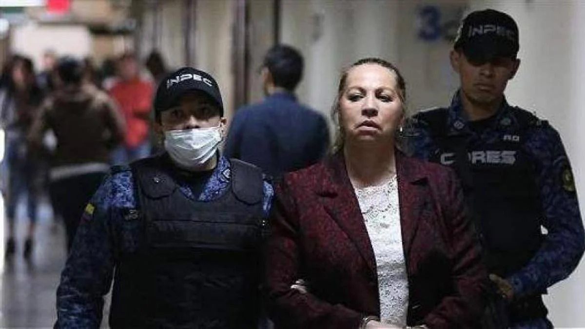 Restitución derechos Silvia Gette — Restitución derechos Silvia Gette en Uniautónoma: juez avala regreso a rectoría