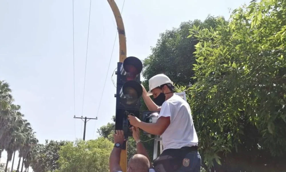 ataques contra semáforos — Ataques contra semáforos en Cali: más de 200 vandalizaciones en 2025