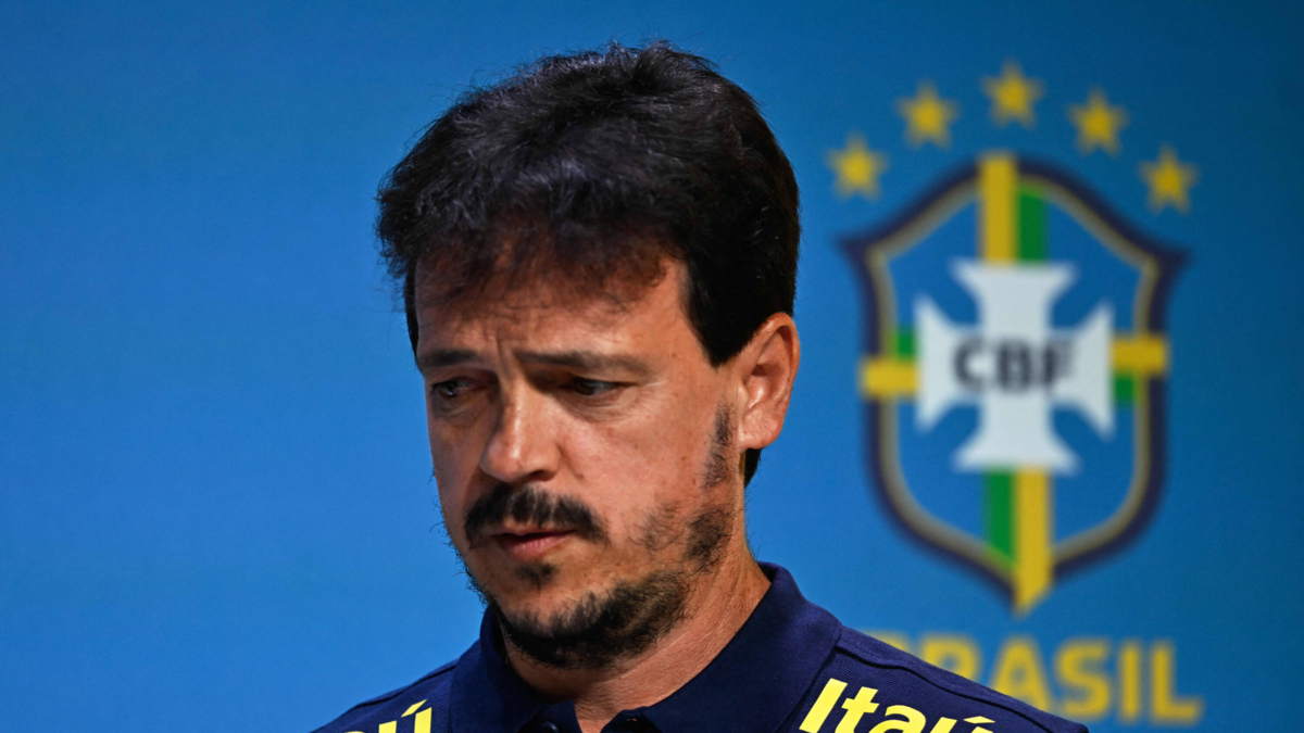 Fernando Diniz Corinthians — Fernando Diniz es el nuevo técnico de Corinthians: El 'Timão' busca revertir su