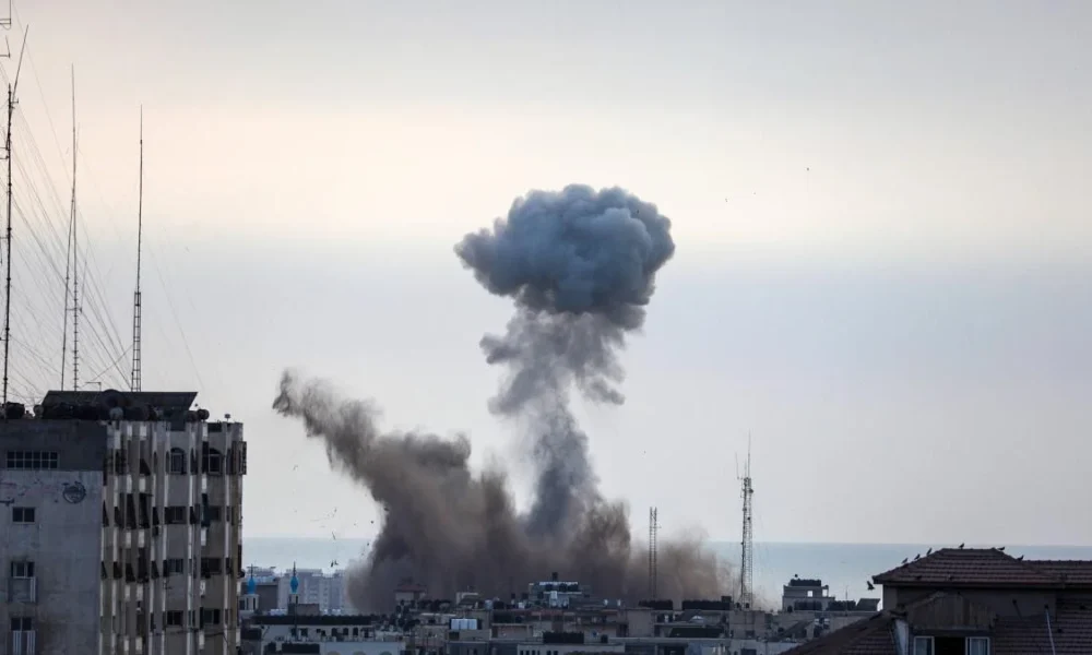 bombardeos Israel Irán — Israel bombardea bases iraníes pese a tregua regional