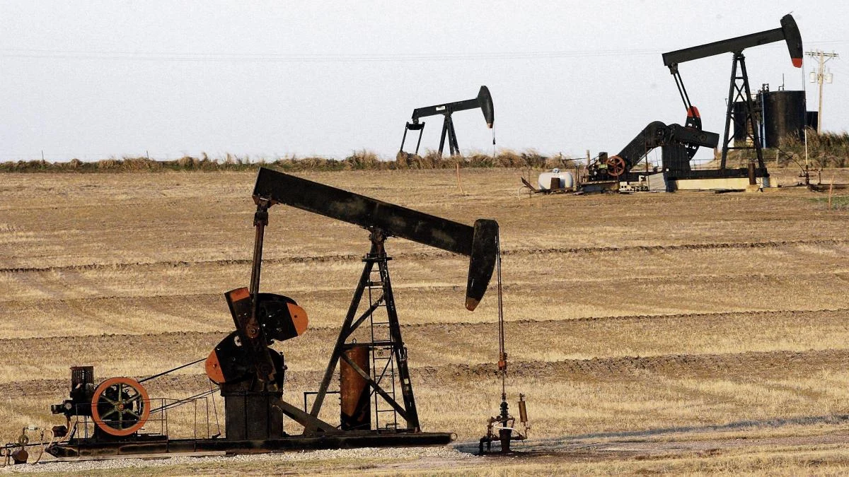 retiro EAU OPEP — Emiratos Árabes Unidos confirma su retiro de la OPEP por tensiones en Ormuz