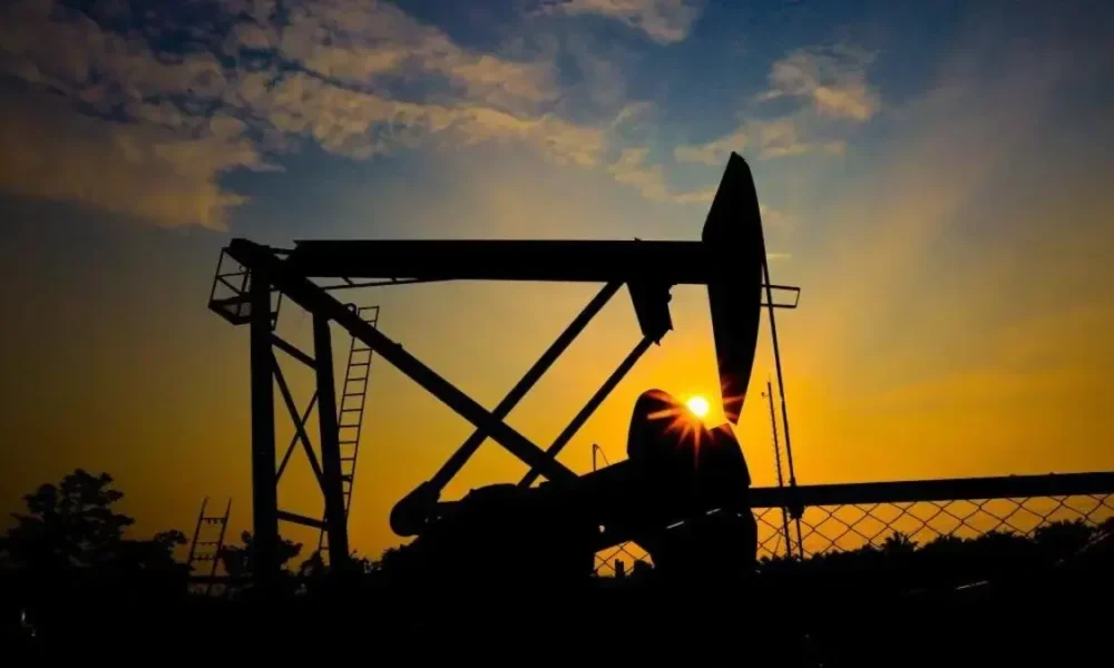 precio petróleo Brent — Precio del petróleo Brent supera los 126 dólares por tensiones entre EE. UU. e I