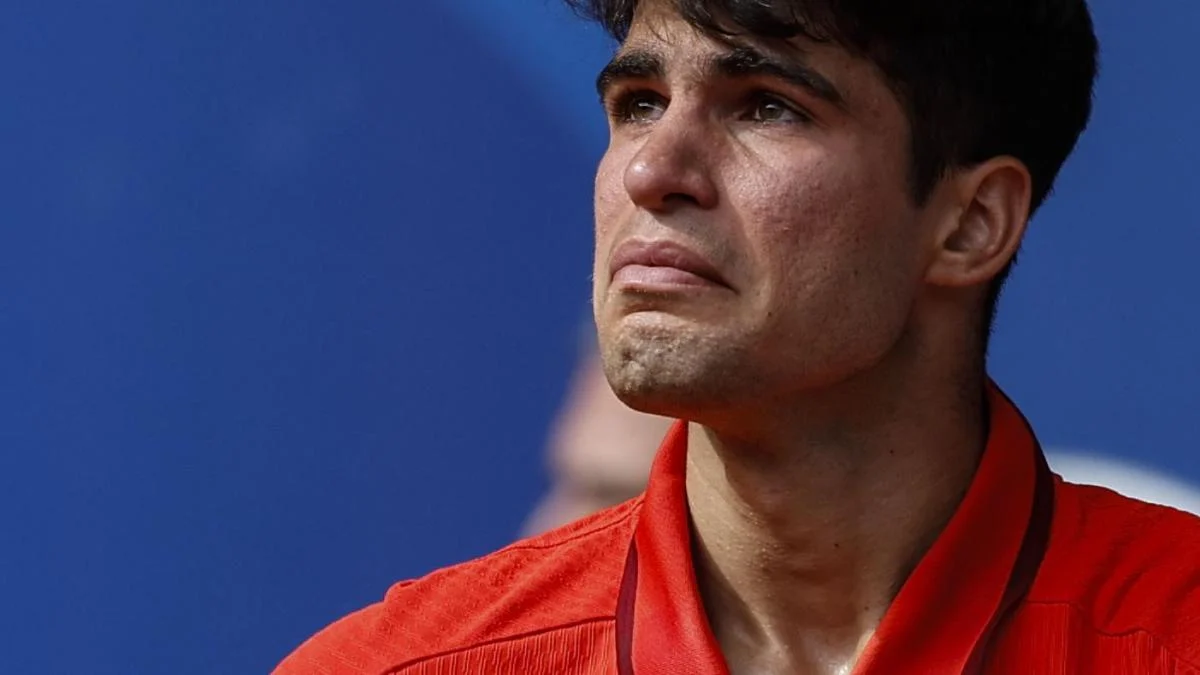 Carlos Alcaraz Roland Garros — Carlos Alcaraz se retira de Roland Garros 2026 por lesión en la muñeca