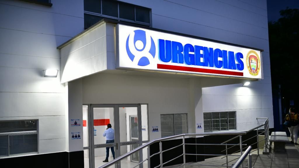 Sobreocupación Urgencias Santander — Sobreocupación Urgencias Santander: Hospital Universitario Declara Alerta Roja