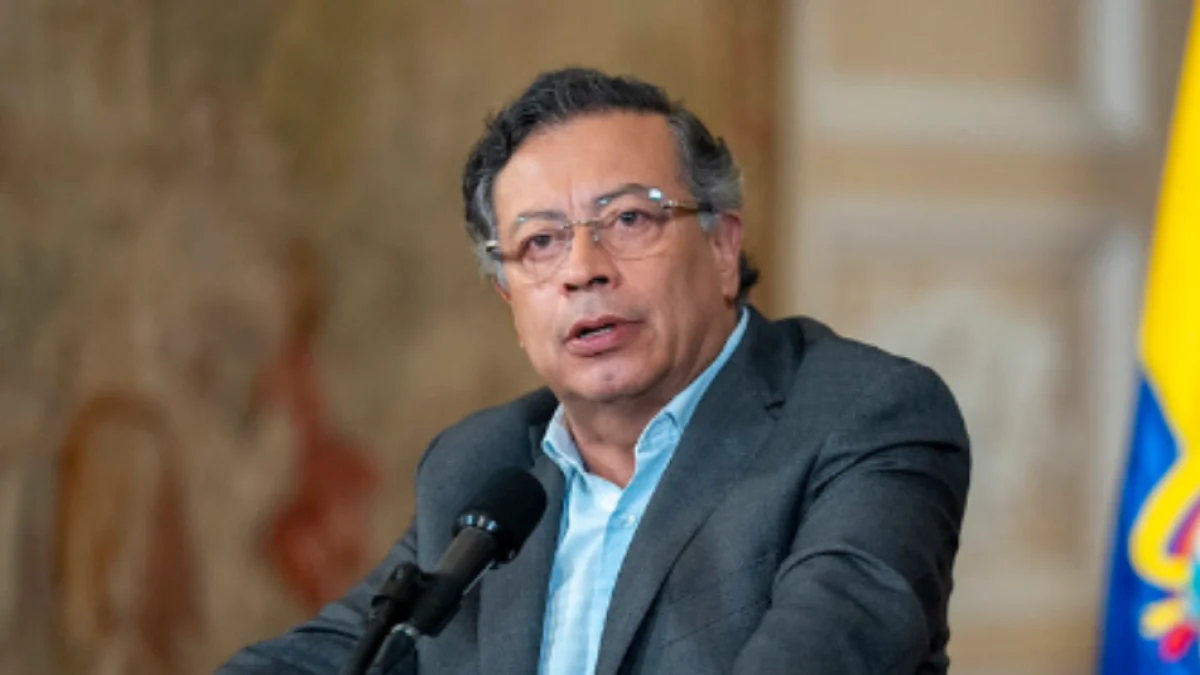 Colombianos Flotilla Sumud — Petro denuncia "secuestro" de Colombianos Flotilla Sumud en aguas internacionale