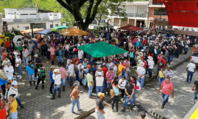 desplazamiento Briceño Antioquia — Desplazamiento Forzado en Briceño, Antioquia: Más de 100 Personas Afectadas por