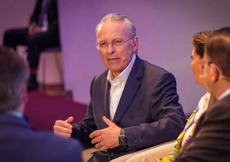 Renegociación T-MEC — Empresarios Mexicanos Urgen Permanencia de Ebrard por Renegociación T-MEC