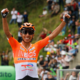 Egan Bernal regresa — Egan Bernal Regresa a la Competencia en el Tour de los Alpes