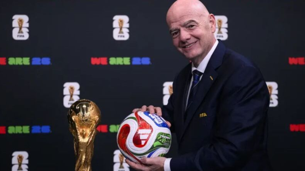 nueva regla Mundial 2026 — Nueva Regla Mundial 2026: Tarjeta Roja Directa por Insultos Discriminatorios