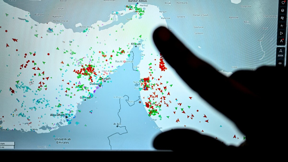 tránsito Estrecho de Ormuz — Restablecido el Tránsito Estrecho de Ormuz: Buques Vuelven a Navegar tras Tregua