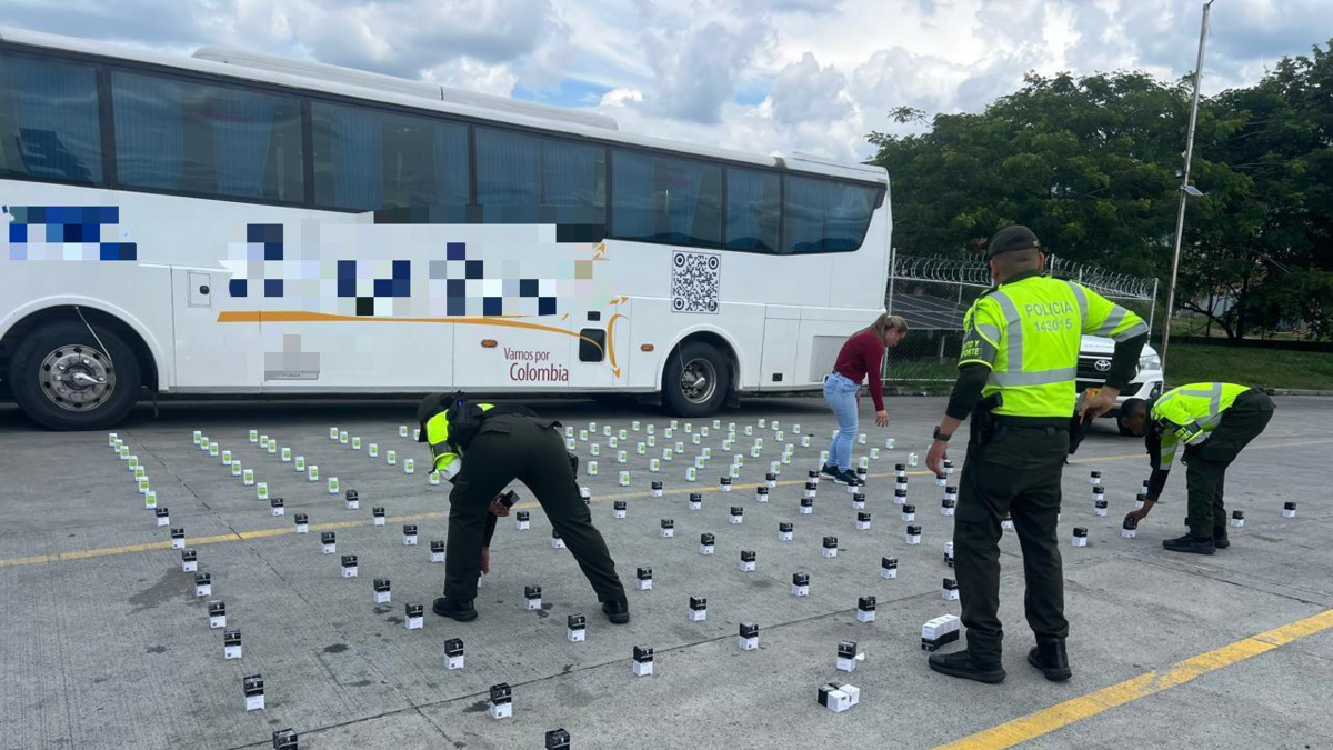 incautación de ketamina — Policía incauta 227 frascos de ketamina en bus Ipiales-Medellín