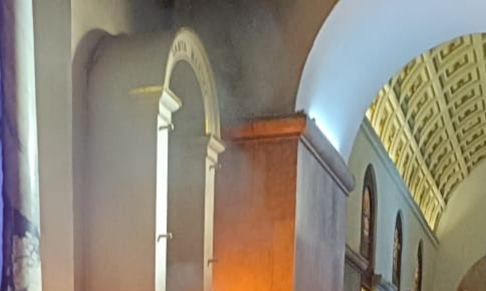 incendio Catedral Santa Marta — Incendio en Catedral de Santa Marta: causas del fuego en Semana Santa