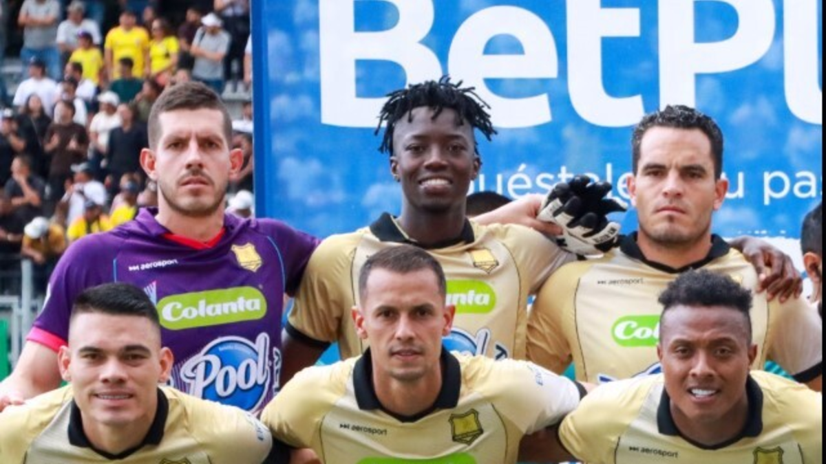 Suspensión VAR Colombia — Dirigente de Águilas Doradas solicita suspensión del VAR en Colombia