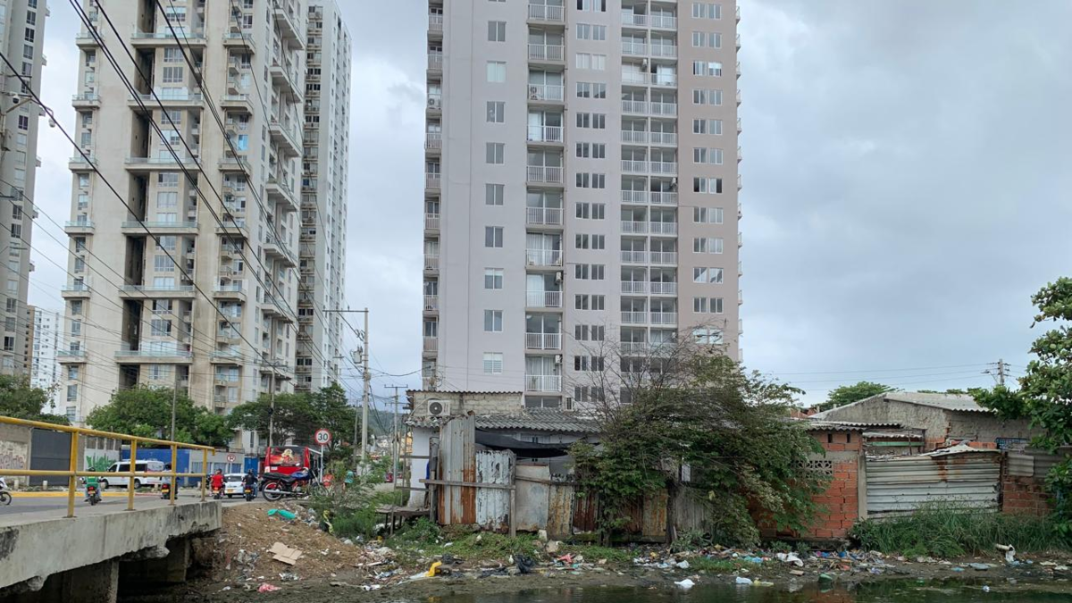 rellenos ilegales Cartagena — Cardique Lanza Estrategia Ambientic Contra Rellenos Ilegales en Cartagena