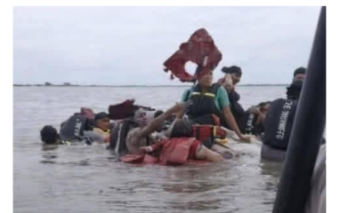 naufragio embarcación Bolívar — Naufragio en Ciénaga de la Iguana: 18 Pasajeros Rescatados en Sur de Bolívar