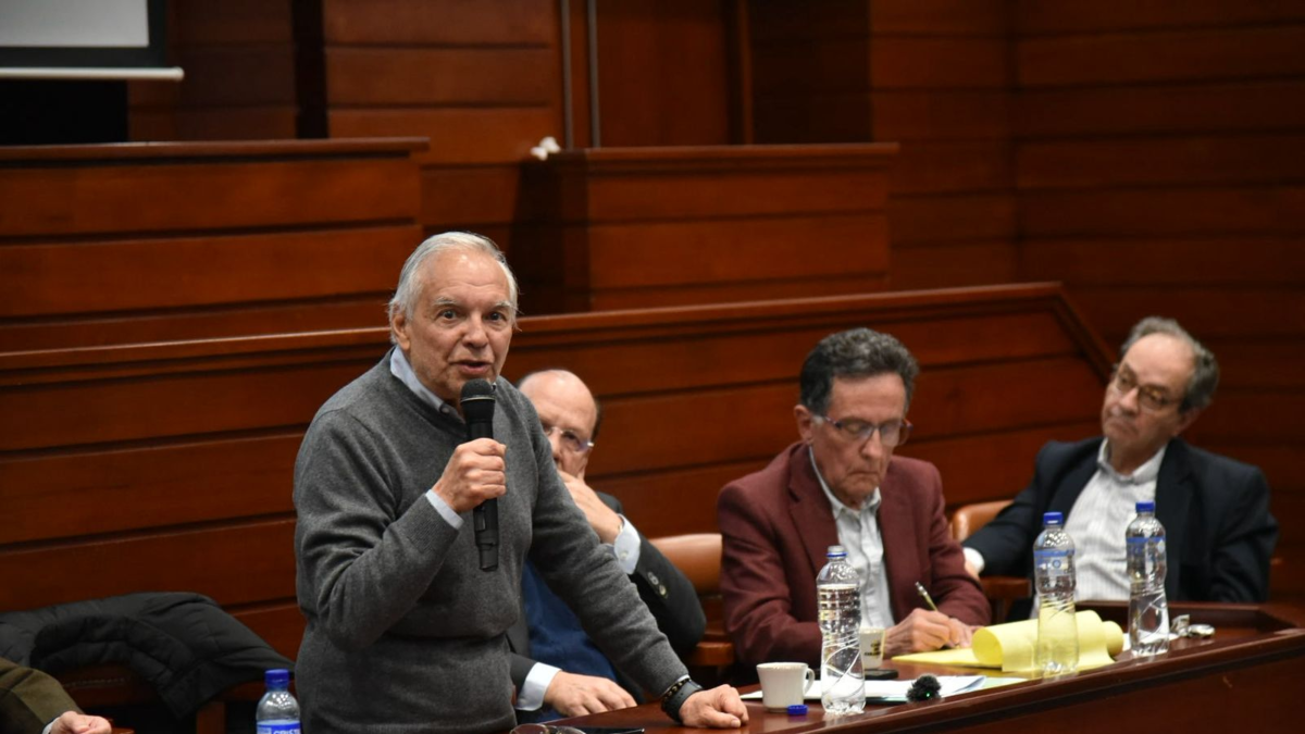 Ricardo Bonilla libertad — Ricardo Bonilla libertad: exministro reaparece tras vencimiento de términos en c