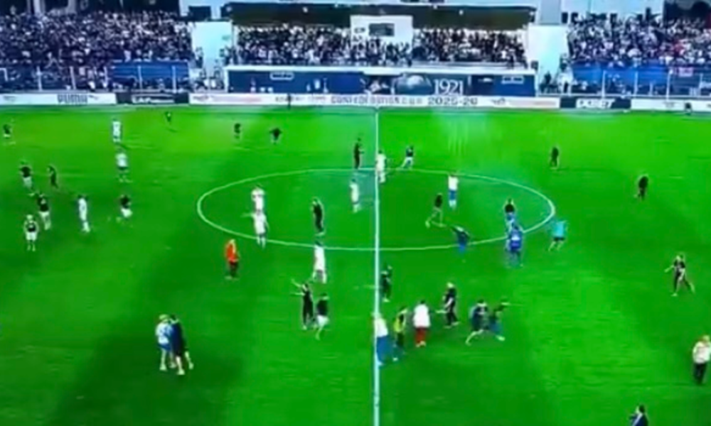violencia partido fútbol — Impactante violencia partido fútbol en Marruecos genera caos en Copa Confederaci