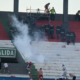 violencia clásico paraguayo — Violencia en clásico paraguayo: partido suspendido y más de cien detenidos en As