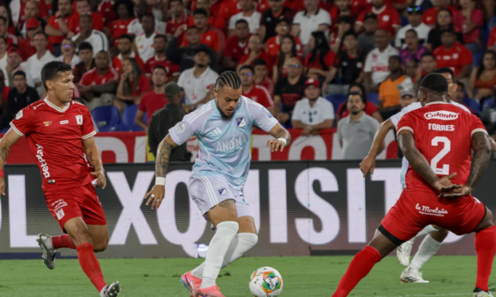 Millonarios complica clasificación — América Vence a Millonarios 3-1 y Compromete Seriamente su Clasificación en la L