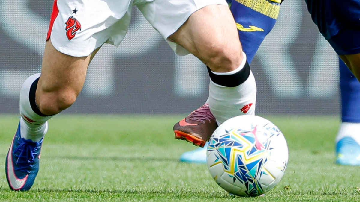 Investigación fraude fútbol Italia — Escándalo en Italia: Investigación fraude fútbol Italia a encargado de árbitros