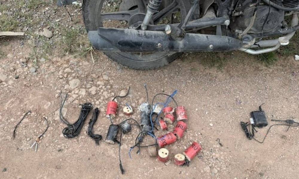 Granada lanzada dron — Granada lanzada dron amenaza vivienda en El Plateado, Cauca