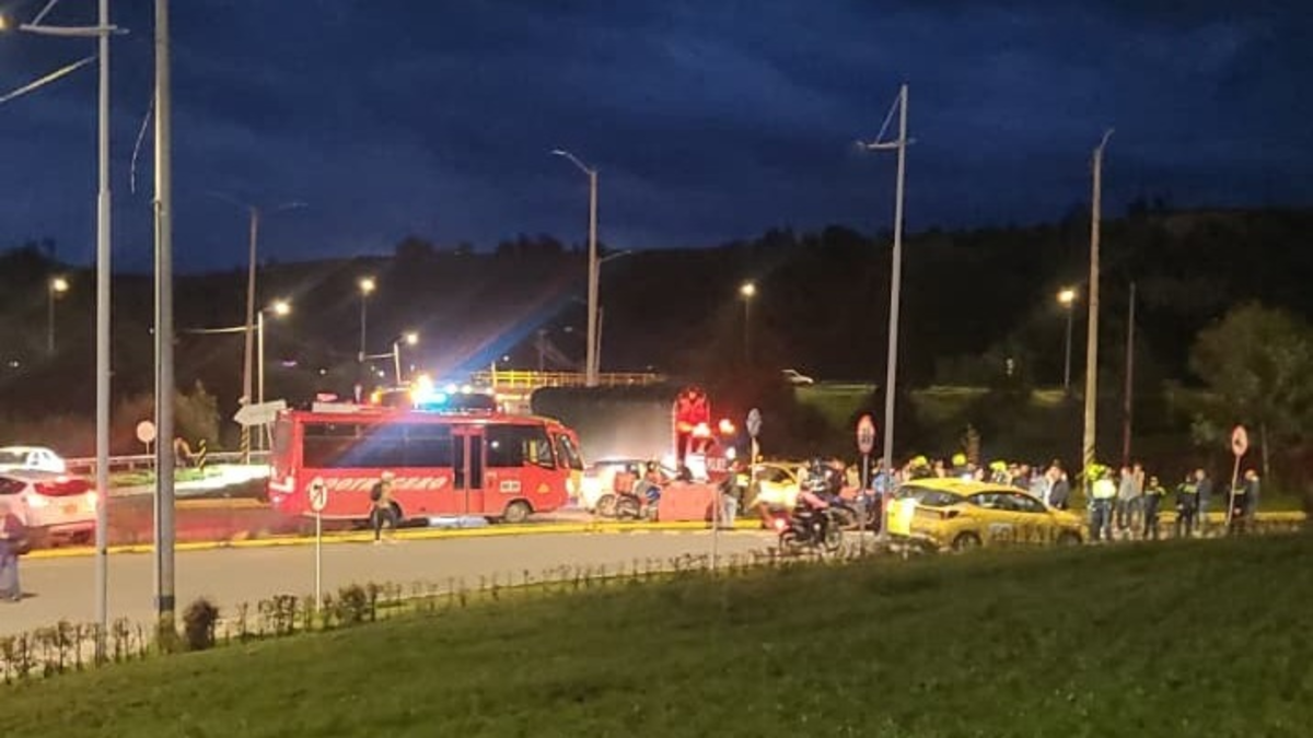 protesta taxistas Tunja — Protesta de taxistas en Tunja: Terminal bloqueada por inmovilización de vehículo