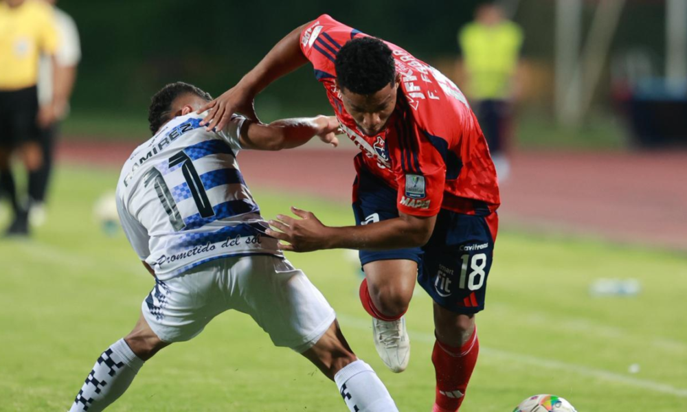 críticas arbitraje VAR — Críticas al arbitraje VAR en Liga BetPlay tras Medellín vs. Chicó