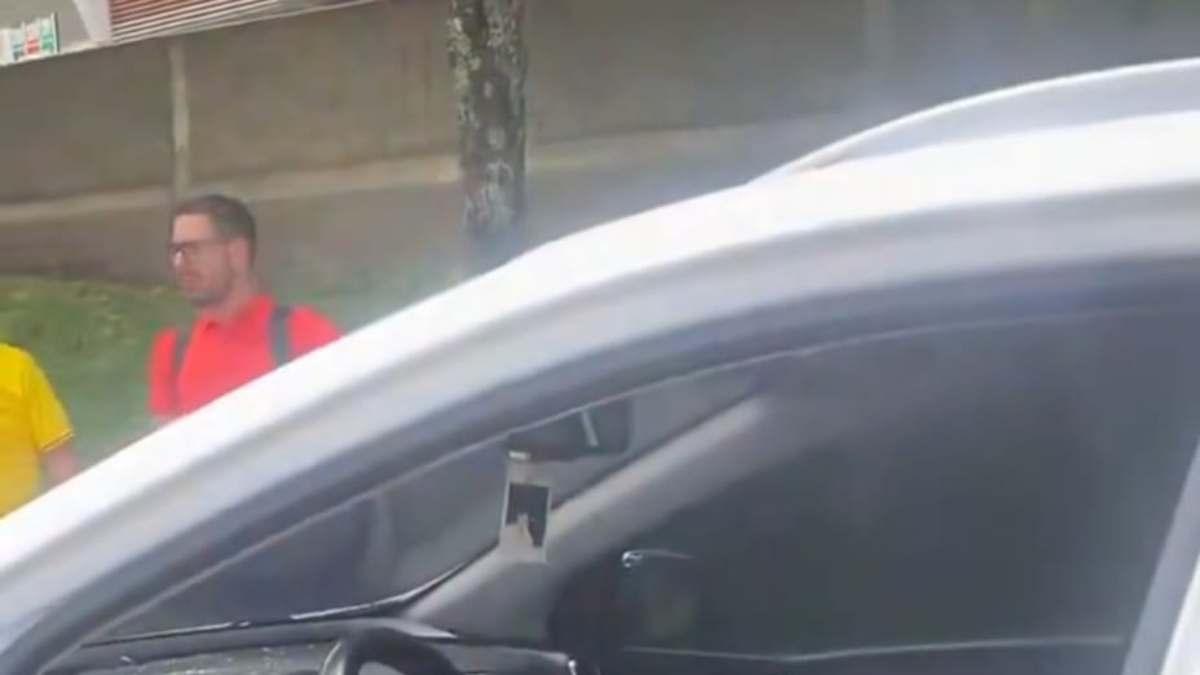 vandalismo carro Monroy — Vandalismo carro Monroy: Deportivo Pereira rechaza ataque a jugador en su sede