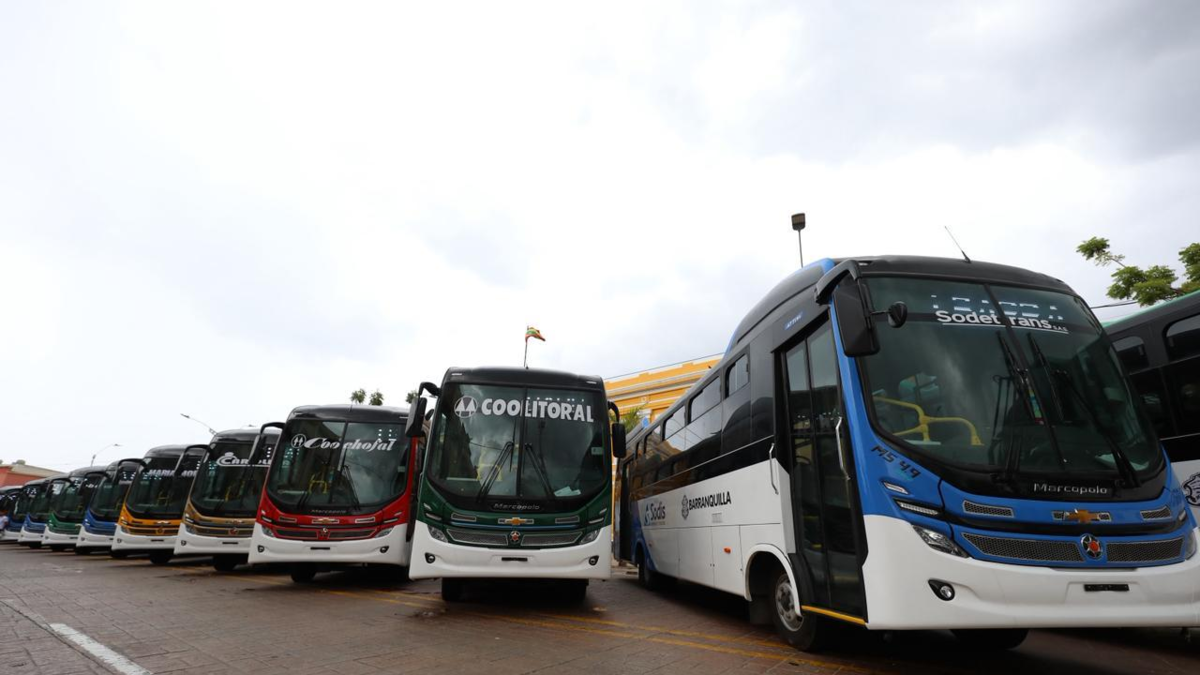 Renovación flota Barranquilla — Renovación Flota Barranquilla: 42 Buses Modernos Mejoran el Transporte Público