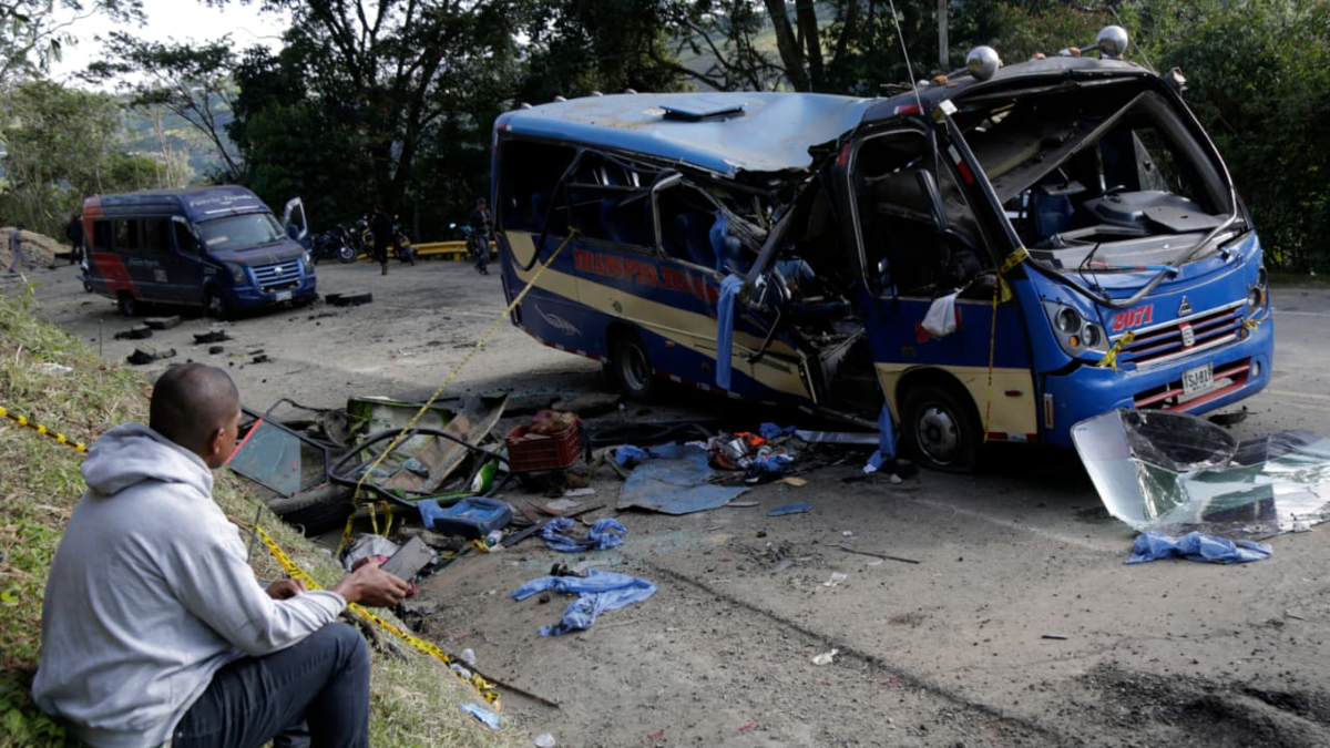 atentado contra civiles — Atentado contra civiles en Cauca: Gobernación confirma 20 muertos en Cajibío