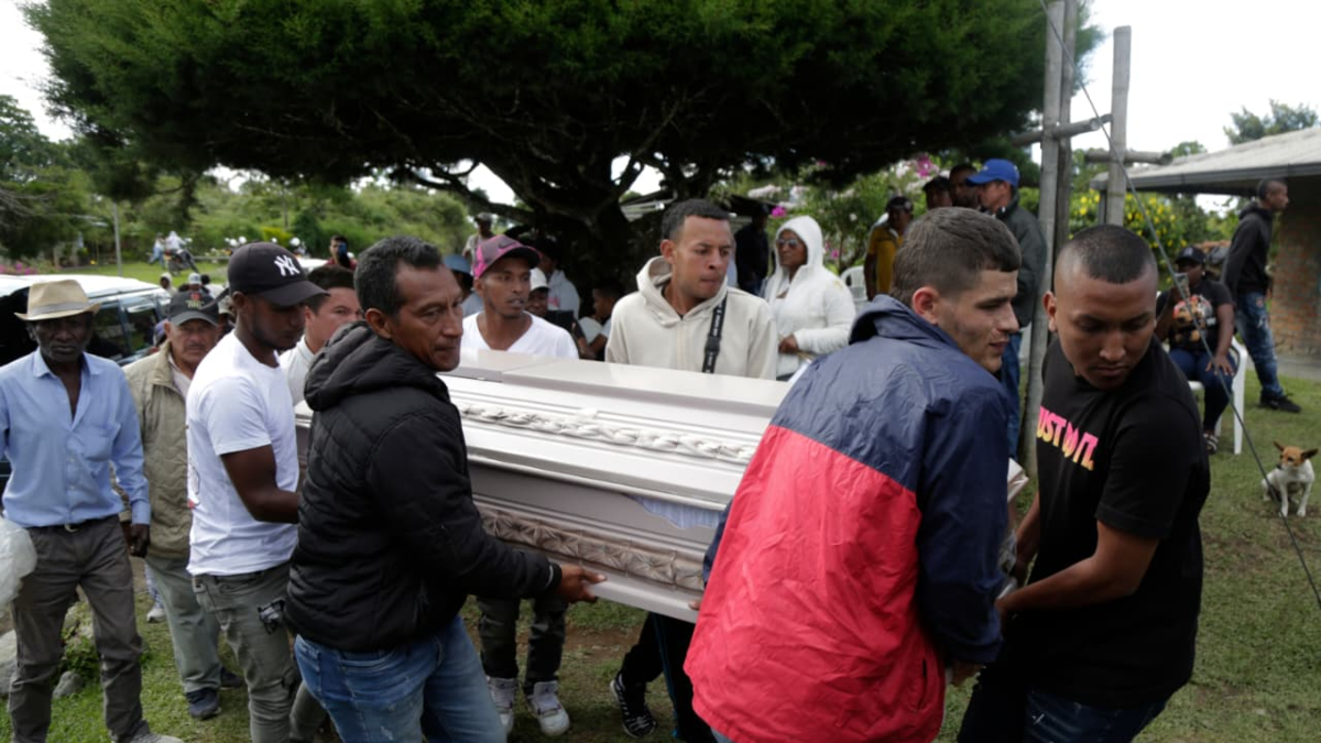Atentado Cajibío víctimas — Atentado Cajibío: Sobrino de conductor relata el vacío de las víctimas